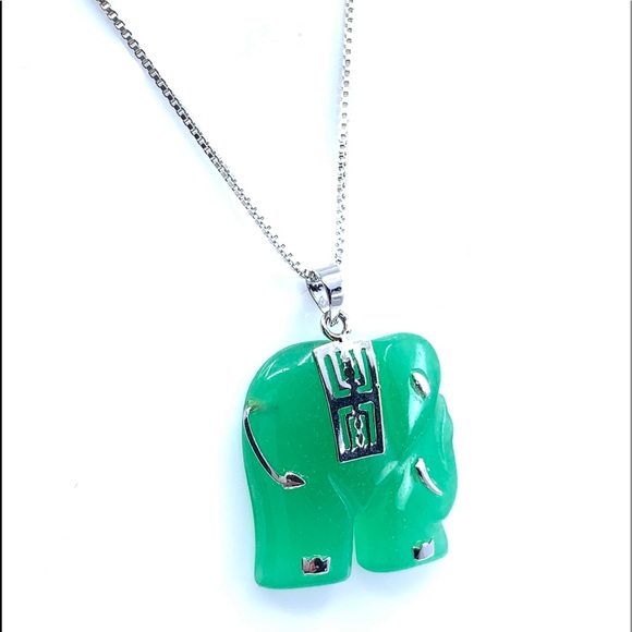Sterling Silver Green Jade Elephant Pendant - Picture 2 of 3